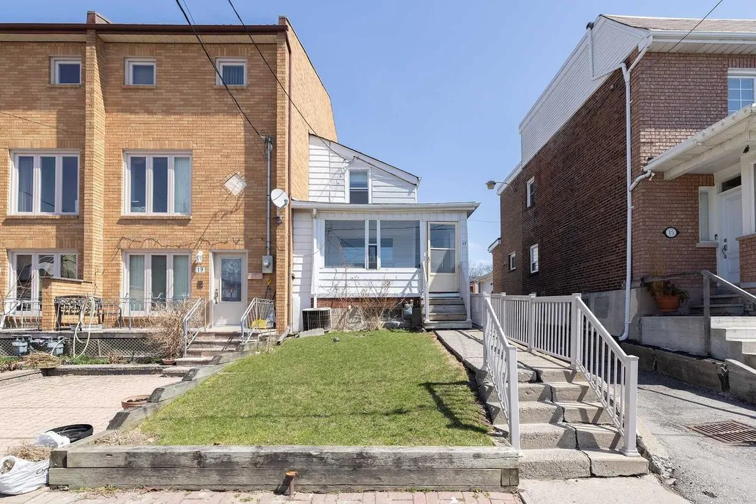 Why is this 3-bedroom Toronto townhouse listed for $699,990?